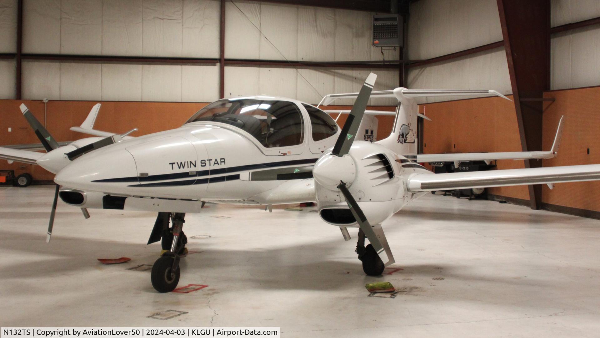 N132TS, 2006 Diamond DA-42 Twin Star C/N 42.AC018, USU DA42