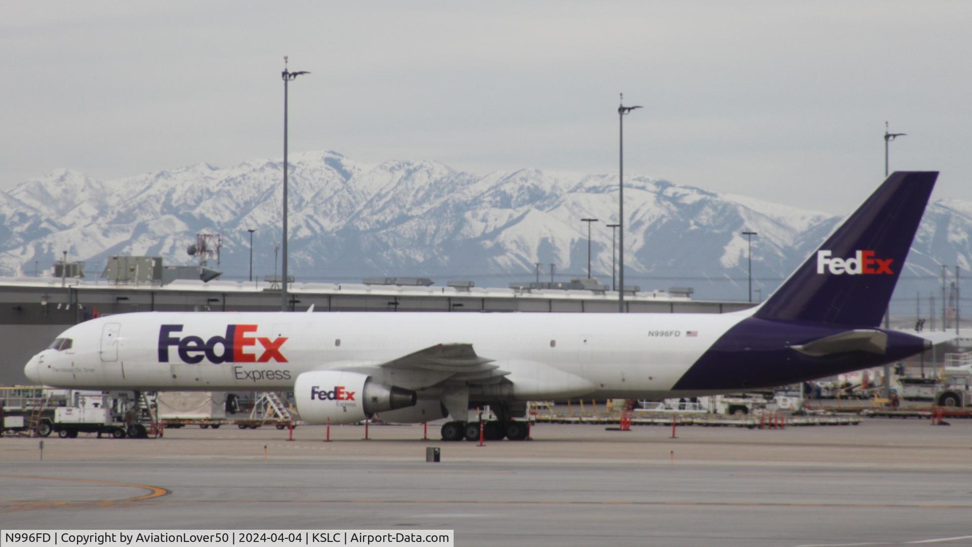 N996FD, 1993 Boeing 757-2Q8 C/N 26270, FedEx 752F