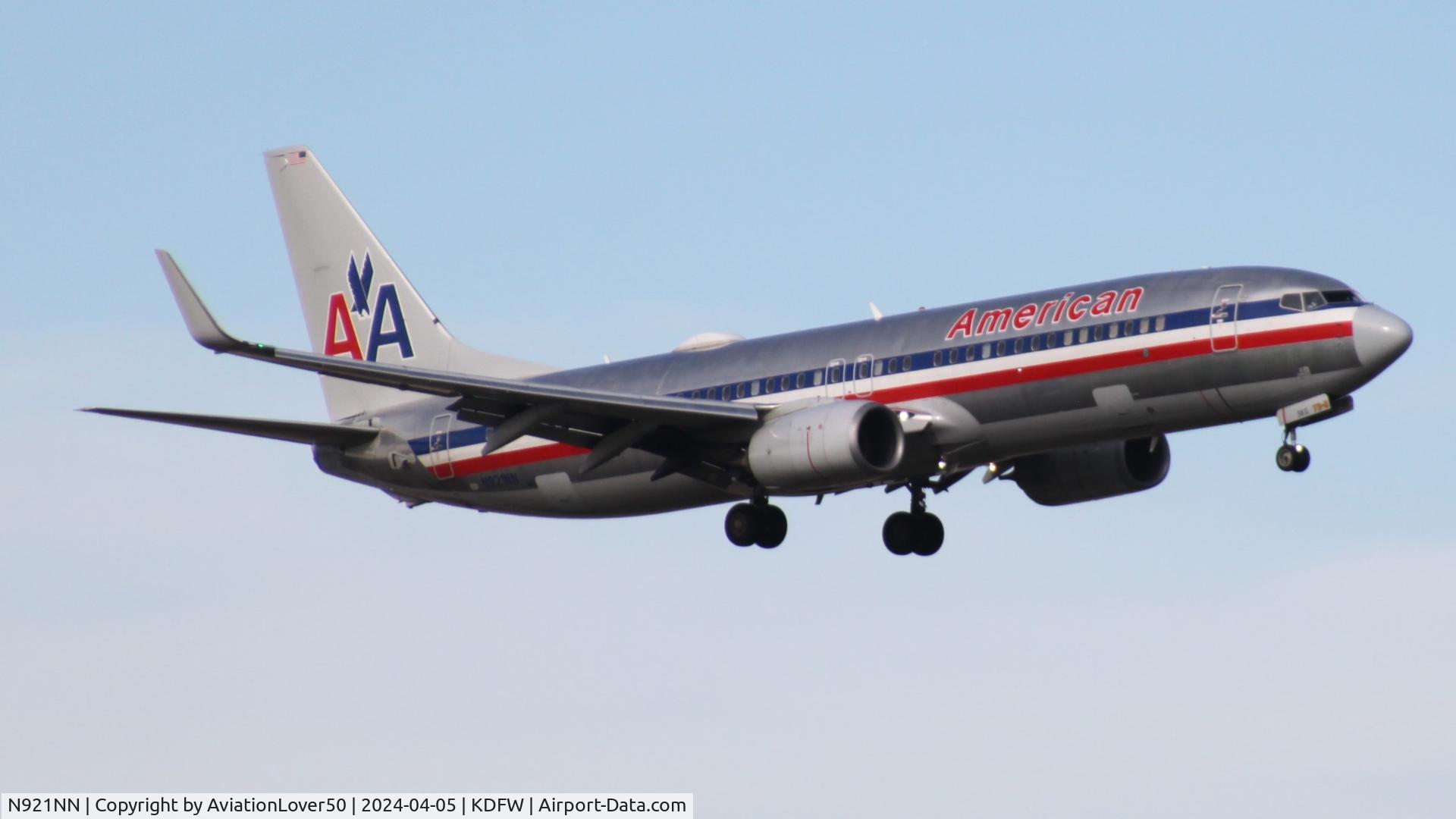 N921NN, 2013 Boeing 737-823 C/N 33229, American Retro 738