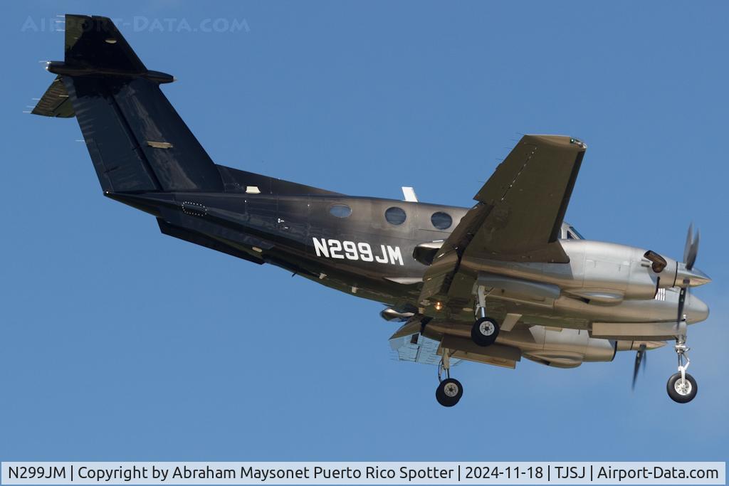 N299JM, 1981 Beech F90 King Air C/N LA-130, New on data base