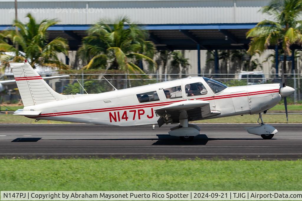 N147PJ, 1972 Piper PA-32-300 Cherokee Six C/N 32-7240134, Arrive on runway 9
