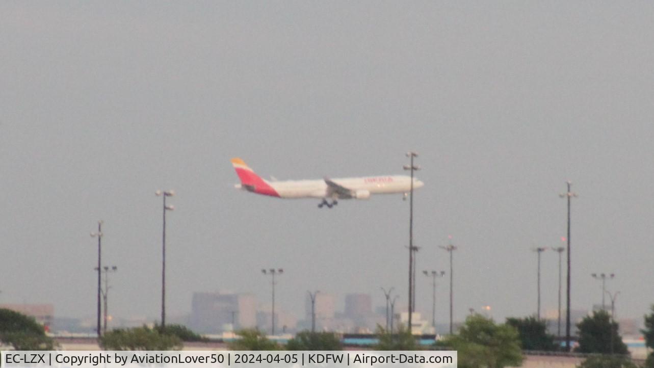 EC-LZX, 2014 Airbus A330-302 C/N 1507, Iberia A333