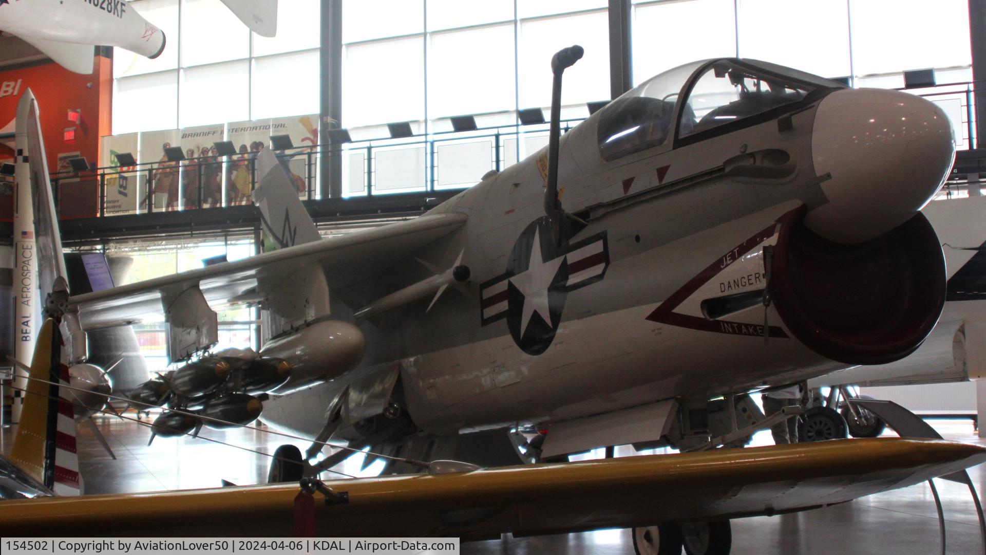 154502, LTV A-7B Corsair II C/N B-142, A-7B