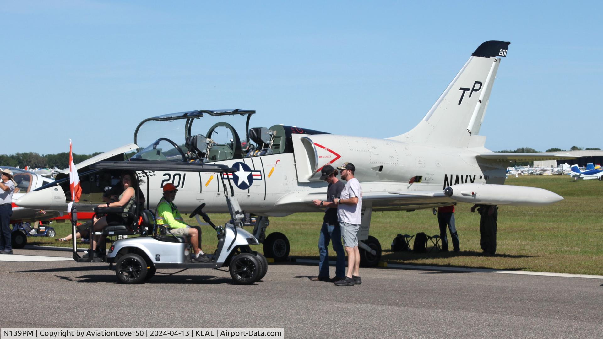 N139PM, 1984 Aero L-39C Albatros C/N 432913, L-39C with fake US Navy livery