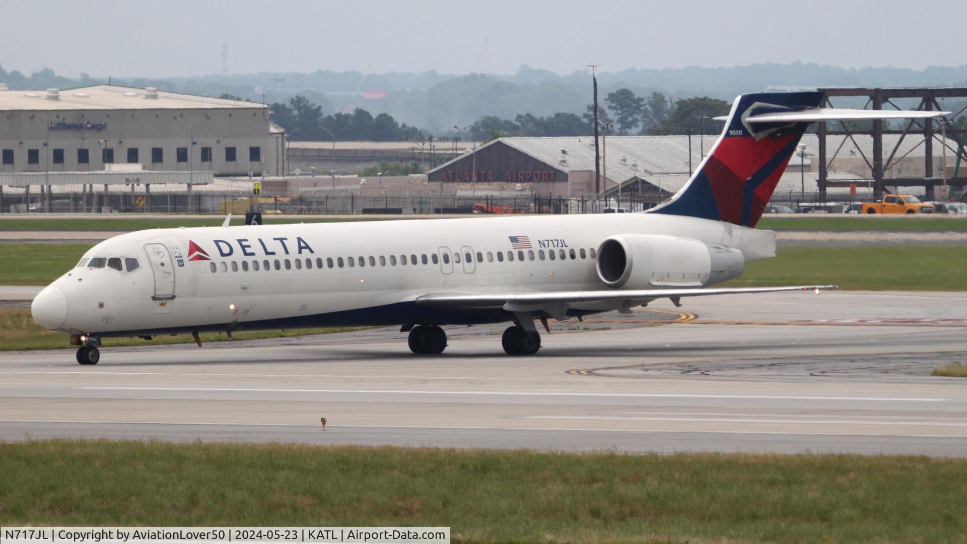 N717JL, 2002 Boeing 717-200 C/N 55042, Delta 712