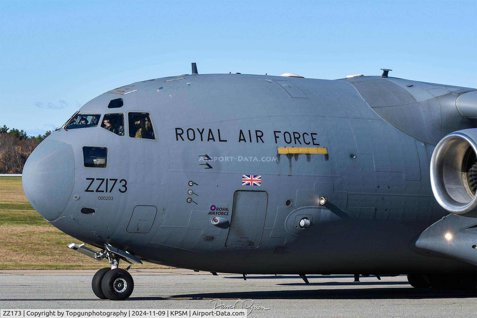ZZ173, 2001 Boeing C-17A Globemaster III C/N F-080, ASCOT6159