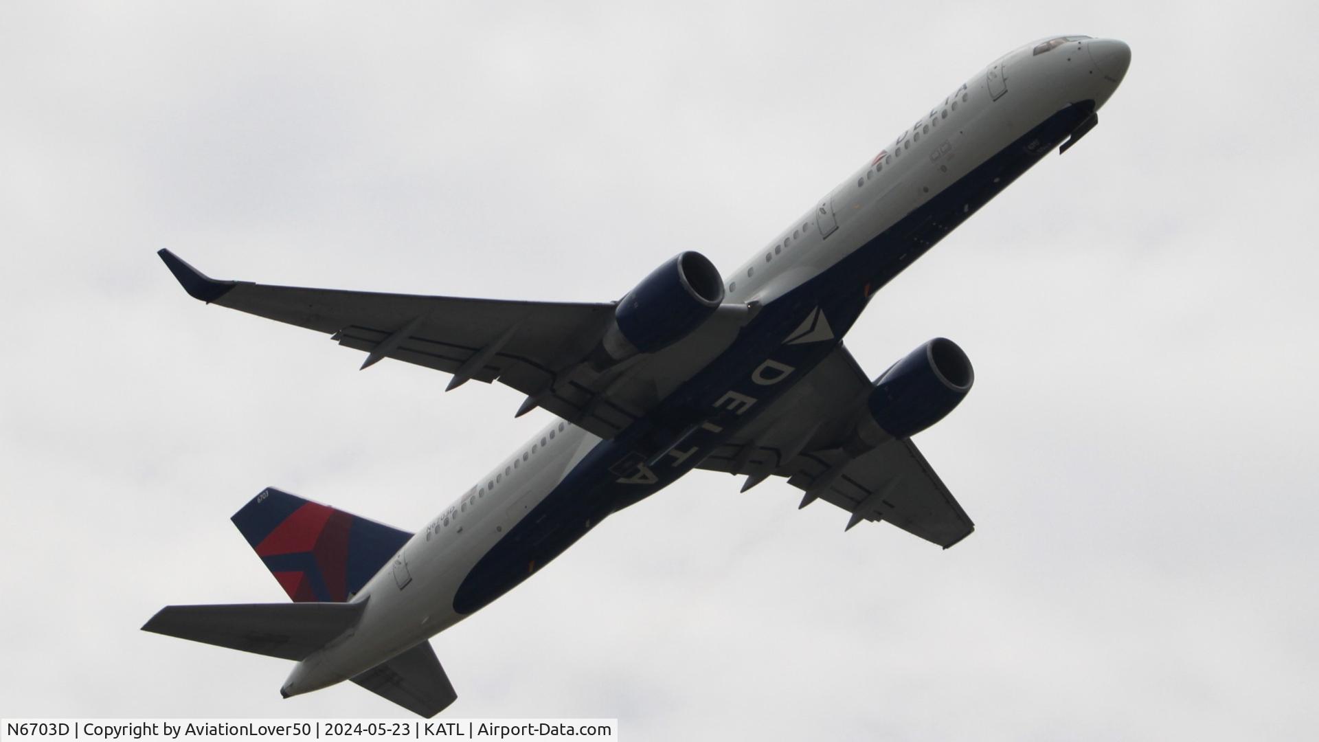 N6703D, 2000 Boeing 757-232 C/N 30234, Delta 752