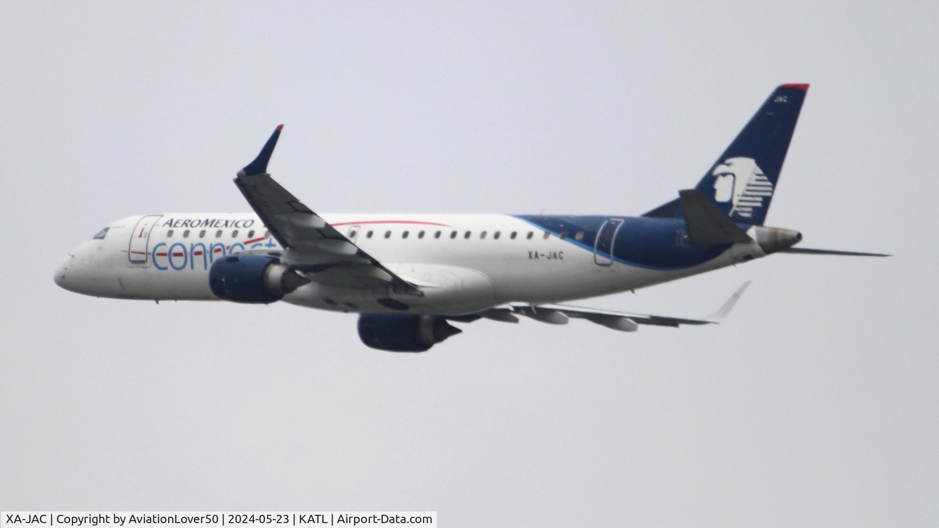 XA-JAC, 2009 Embraer 190LR (ERJ-190-100LR) C/N 19000248, Aeromexico Connect E190