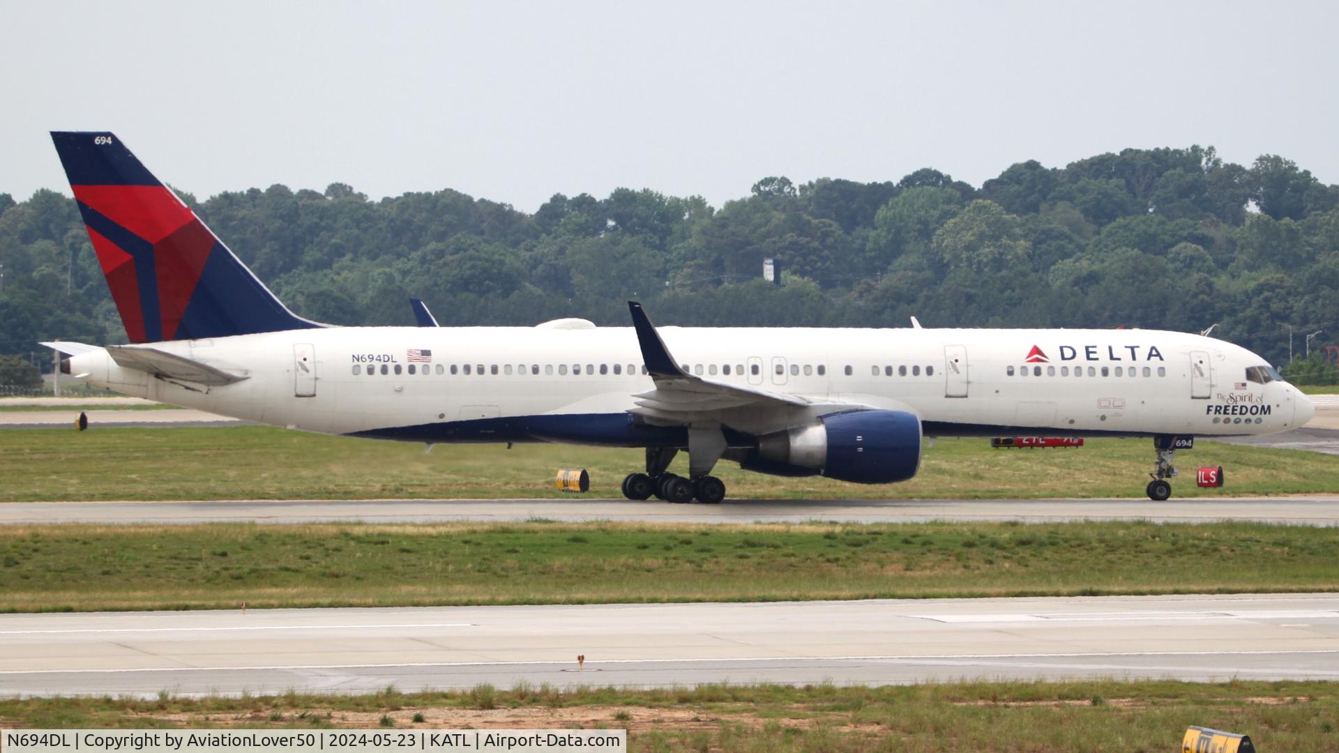 N694DL, 1998 Boeing 757-232 C/N 29726, Delta 