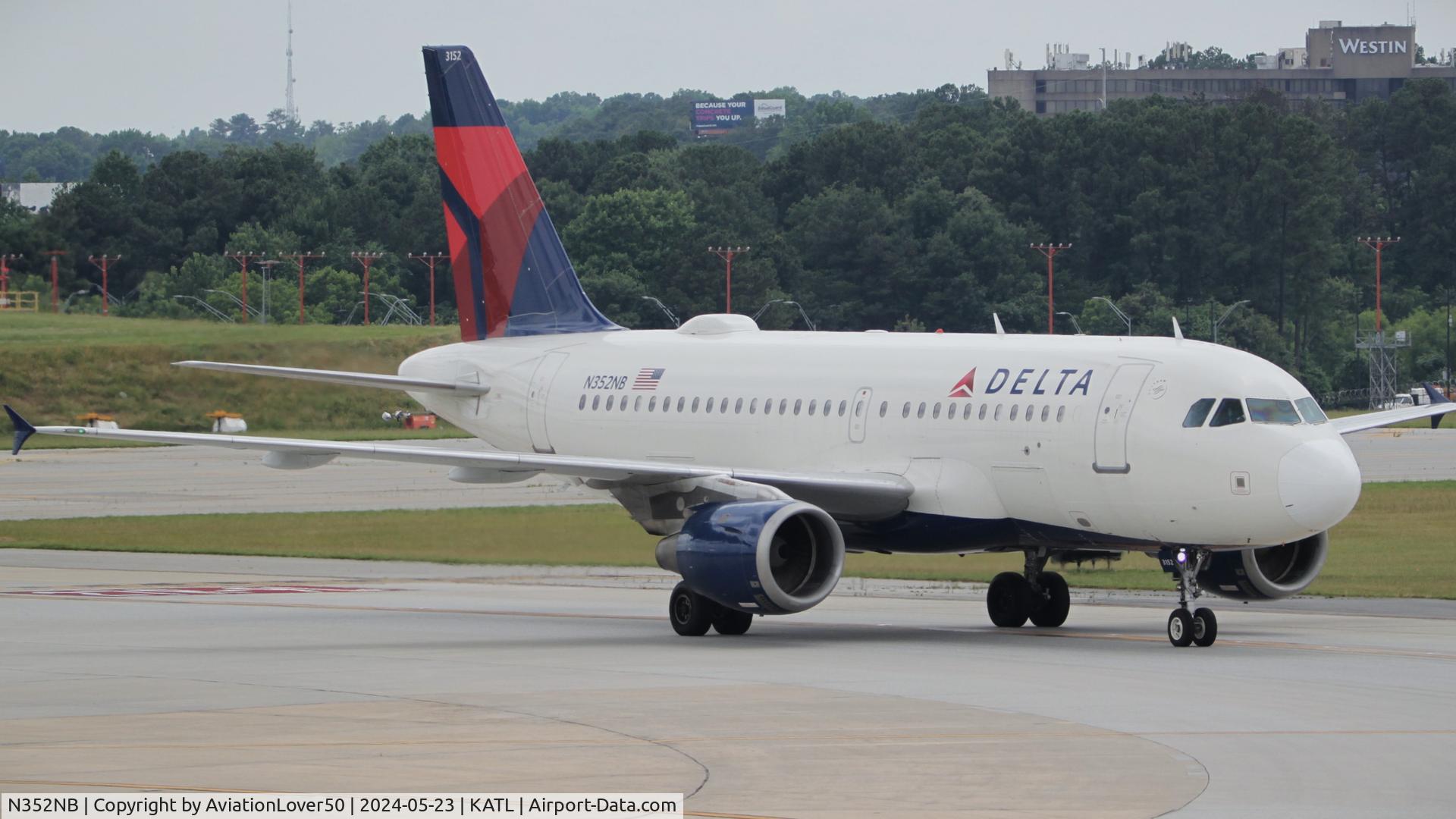 N352NB, 2002 Airbus A319-114 C/N 1824, Delta A319