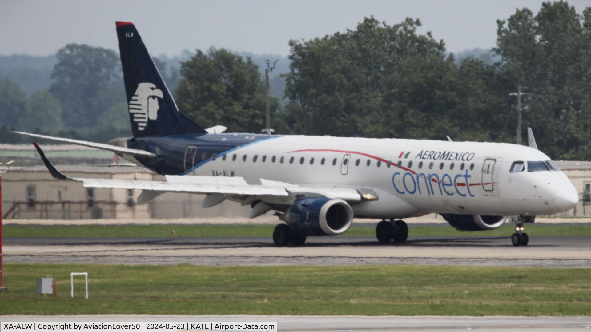 XA-ALW, 2008 Embraer 190LR (ERJ-190-100LR) C/N 19000208, Aeromexico Connect E190