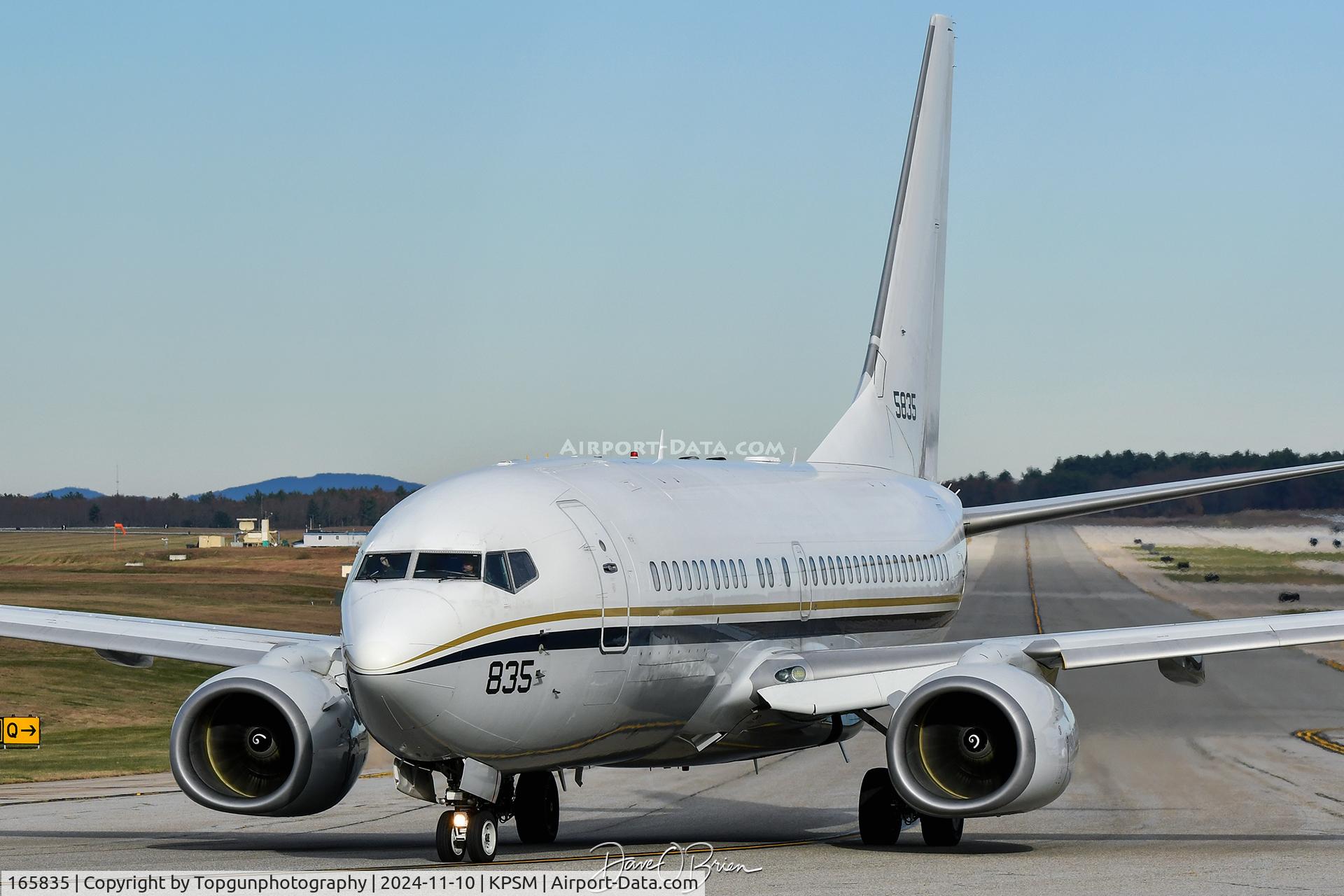 165835, 2004 Boeing C-40A Clipper C/N 33826, VR-57 / NAS North Island, CA