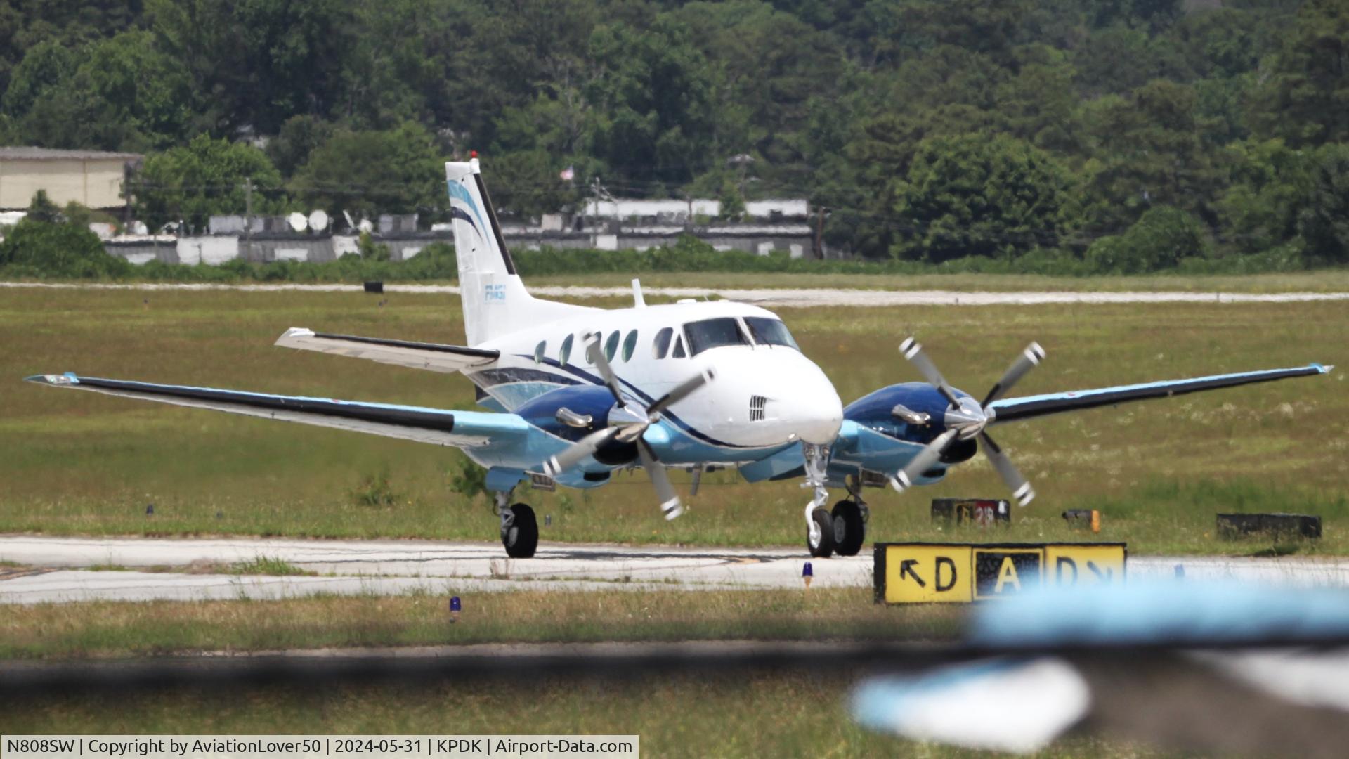 N808SW, 1978 Beech C90 King Air C/N LJ-801, C90 King Air