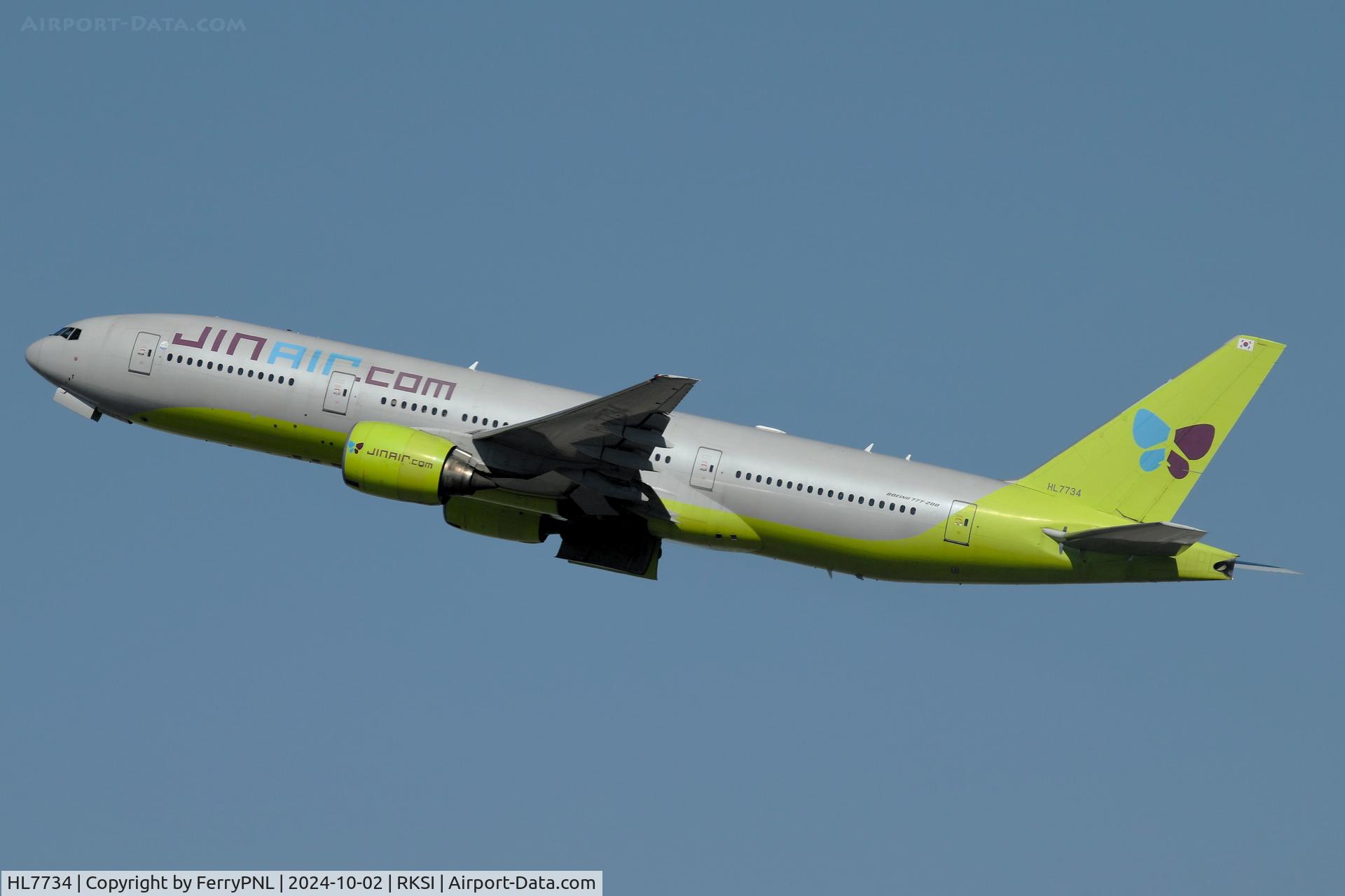 HL7734, 2008 Boeing 777-2B5/ER C/N 34207, Jin-Air B772 taking-off