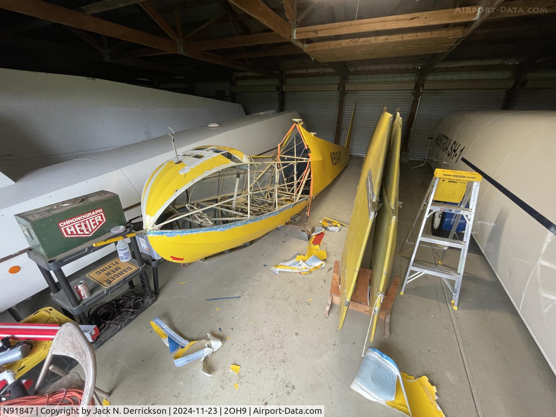 N91847, 1946 Schweizer SGU 2-22 C/N 22, Fabric Stripping