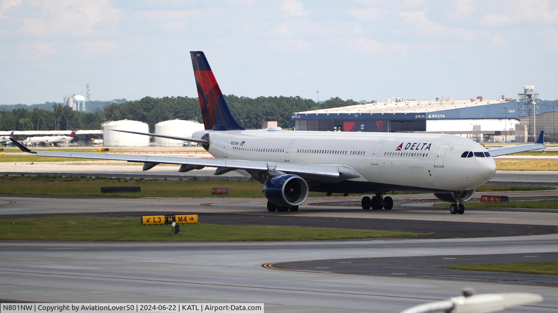 N801NW, 2003 Airbus A330-323 C/N 0524, Delta A333