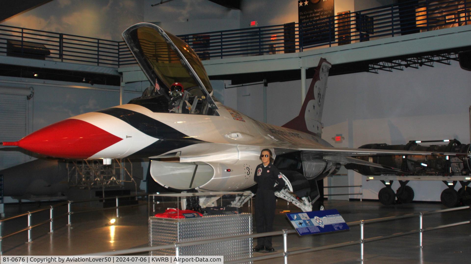 81-0676, 1981 General Dynamics F-16A Fighting Falcon C/N 61-357, Thunderbirds F-16A