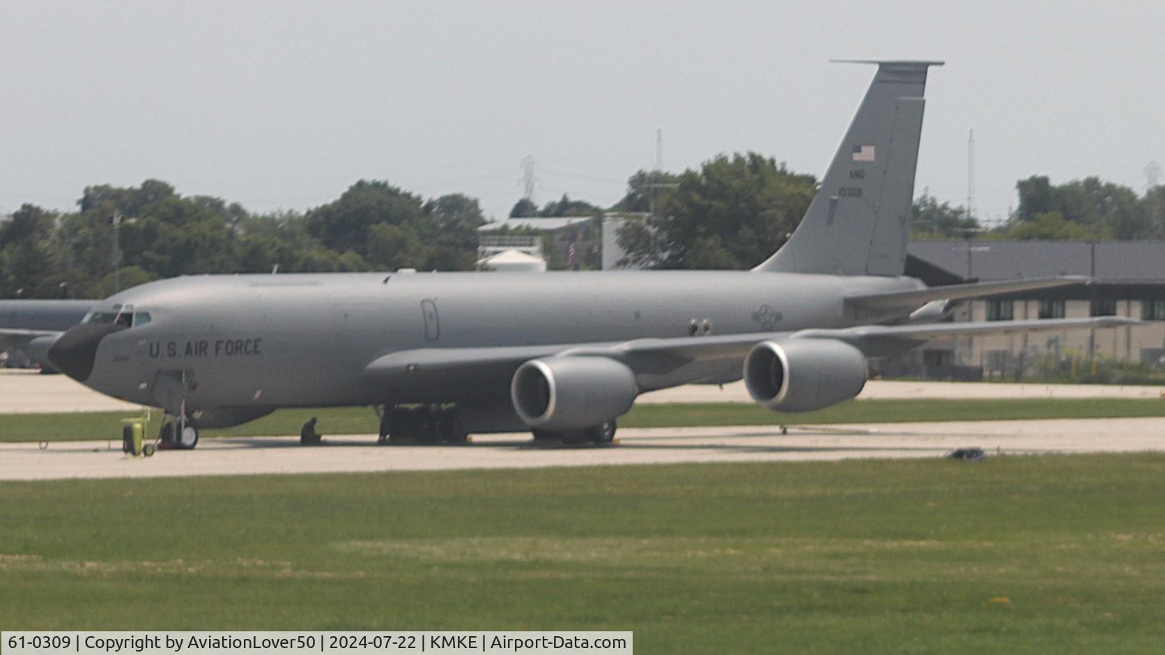61-0309, 1961 Boeing KC-135R Stratotanker C/N 18216, KC-135R