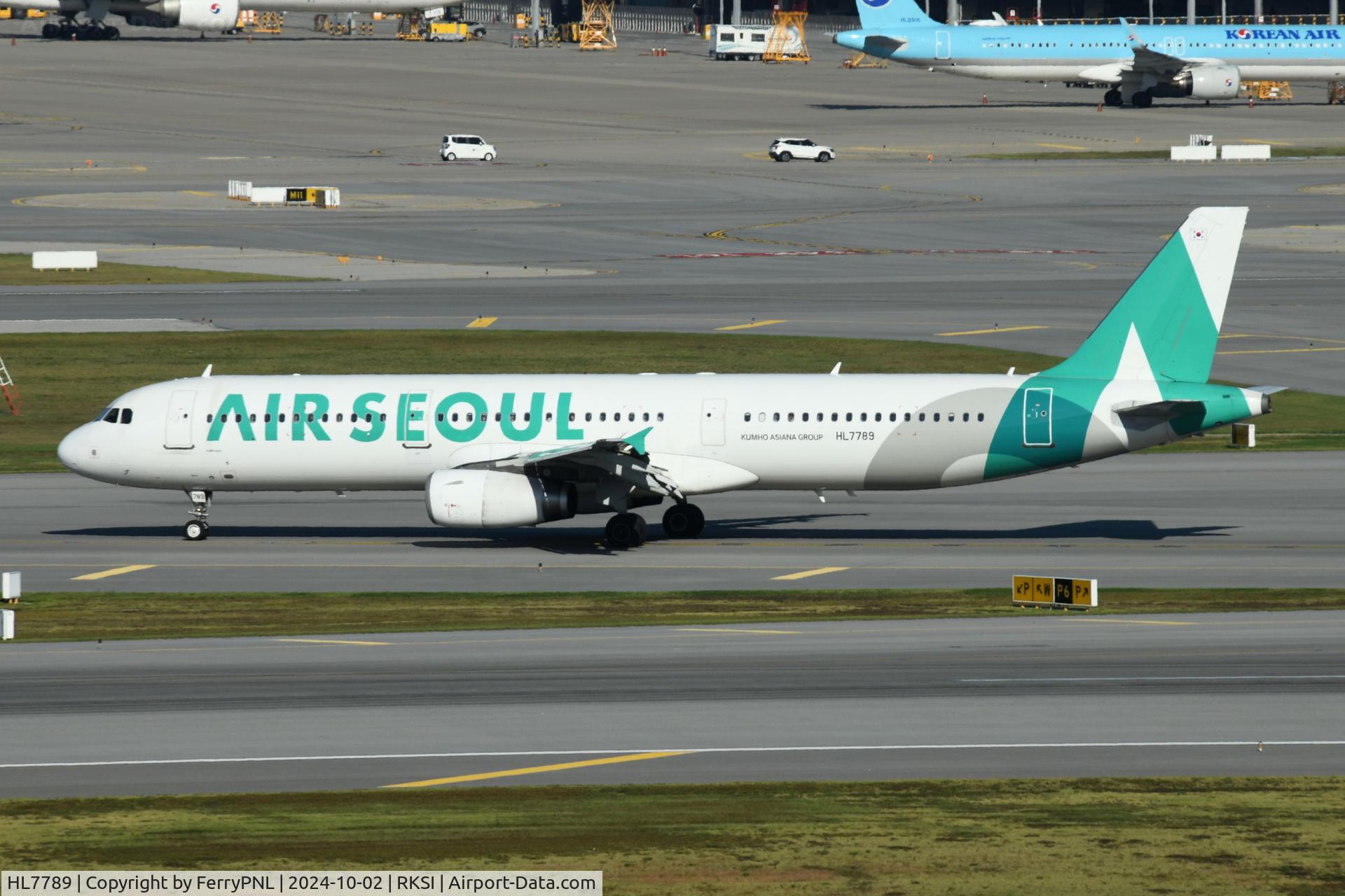 HL7789, 2009 Airbus A321-231 C/N 4112, Air Seoul A321 vacating the runway, plane transferred from Asiana