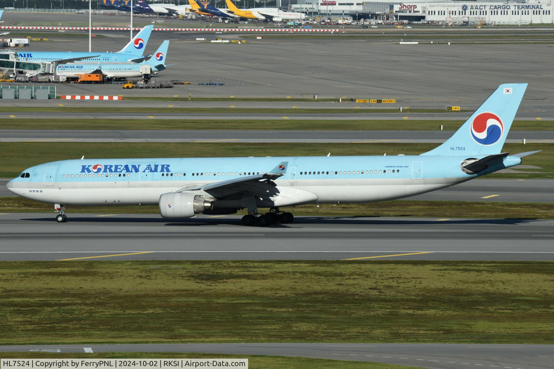 HL7524, Airbus A330-322 C/N 206, Arrival of Korean A333