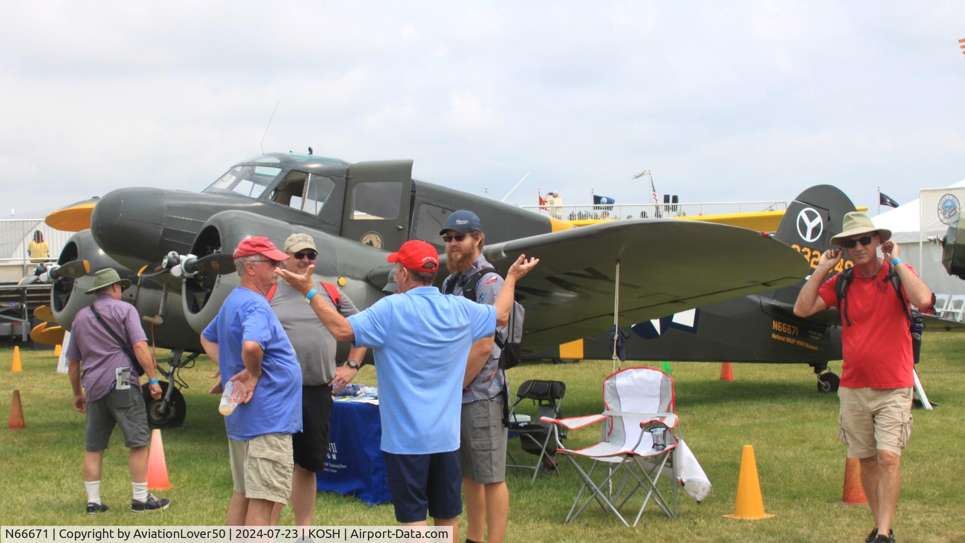 N66671, 1943 Cessna UC-78B (T-50) Bobcat C/N 6487, UC-78B