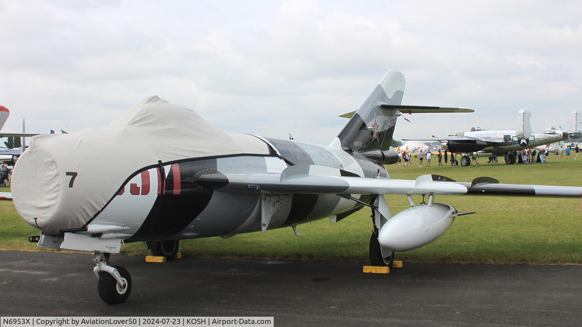 N6953X, PZL-Mielec Lim-6 (MiG-17) C/N 1J0511, MiG-17F