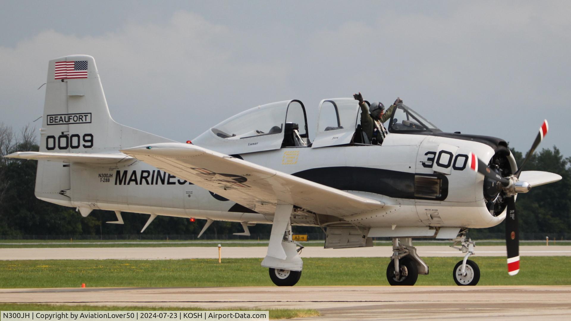 N300JH, 1955 North American T-28B Trojan C/N 219-8, T-28B