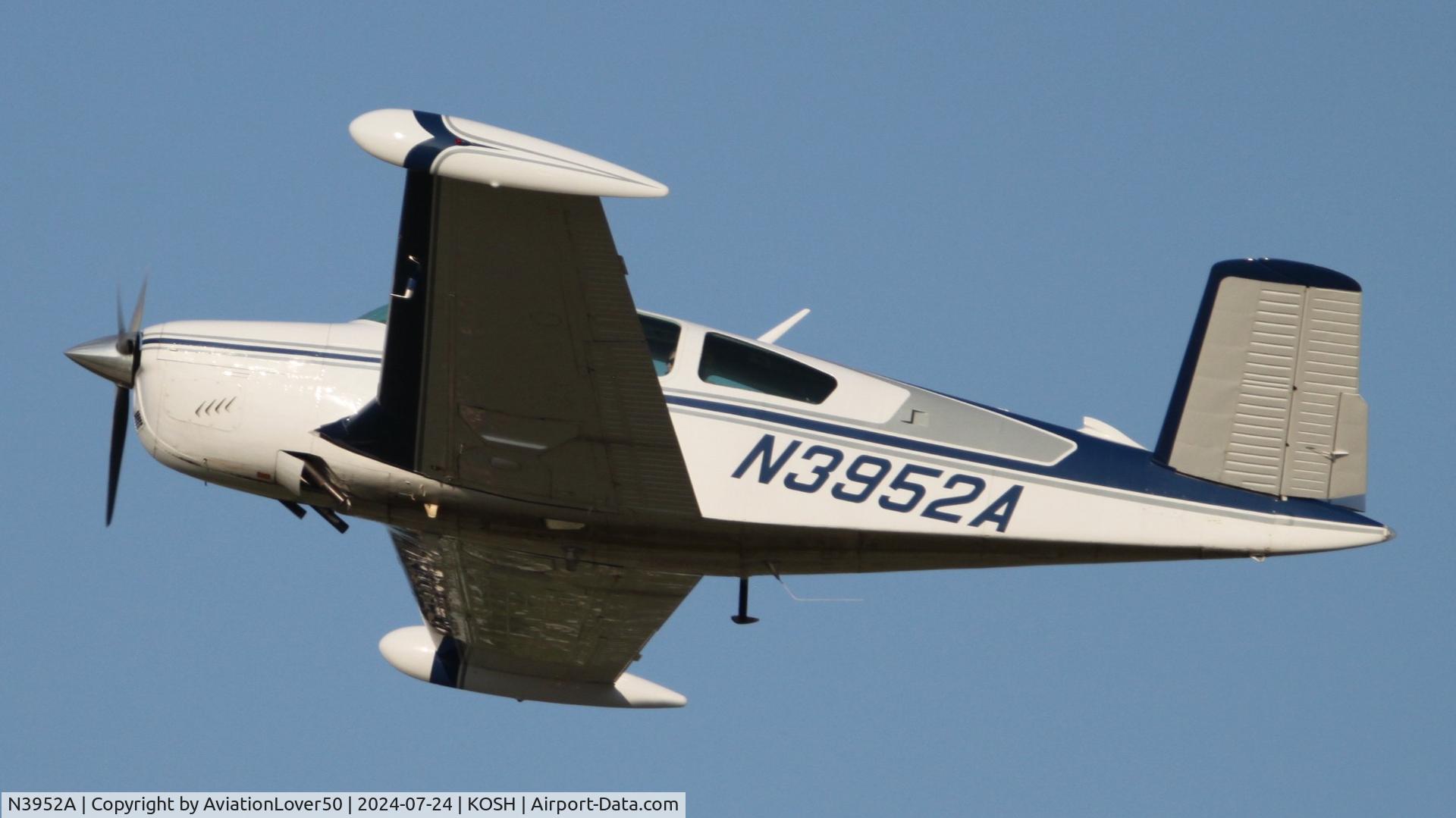 N3952A, 1969 Beech V35B Bonanza C/N D-9090, V35B Bonanza