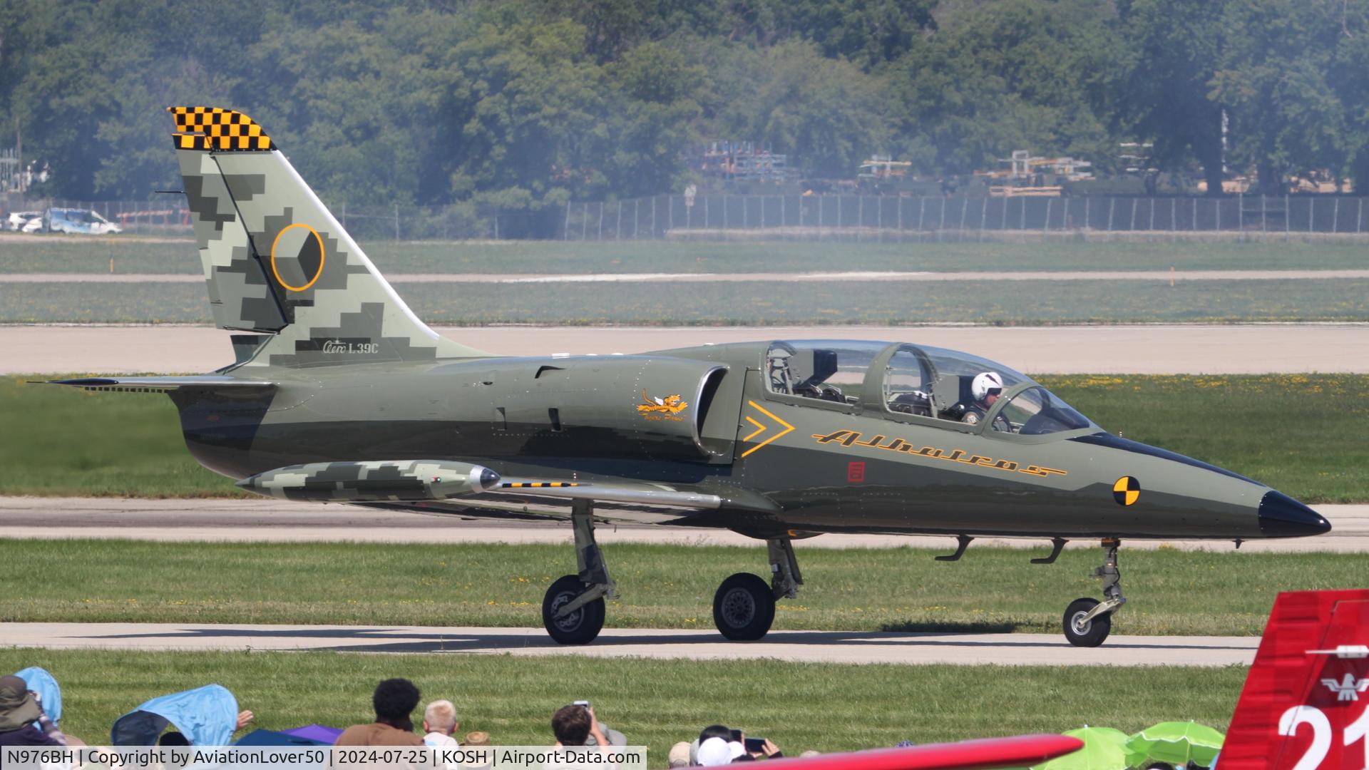 N976BH, 1976 Aero L-39C Albatros C/N 63 06 41, L-39C