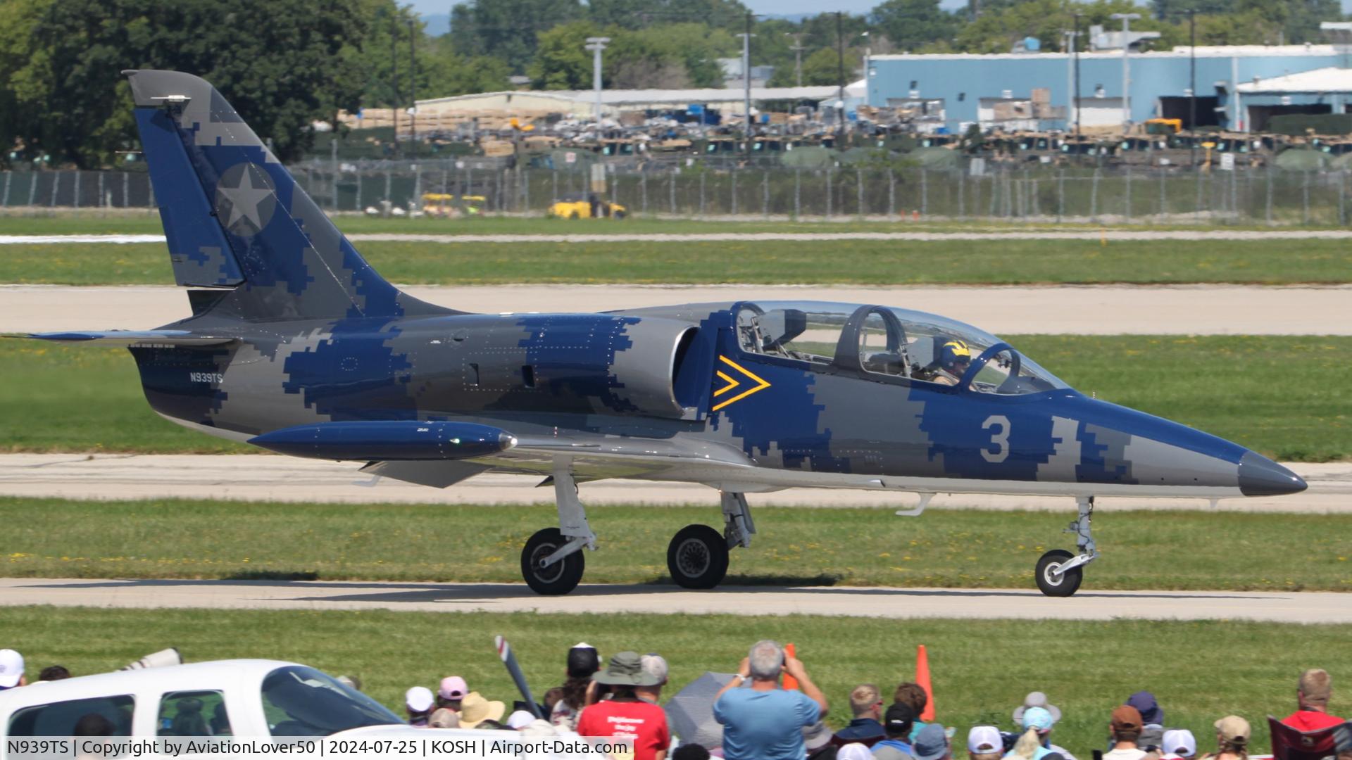 N939TS, 1983 Aero Vodochody L-39 C/N 332448, L-39C