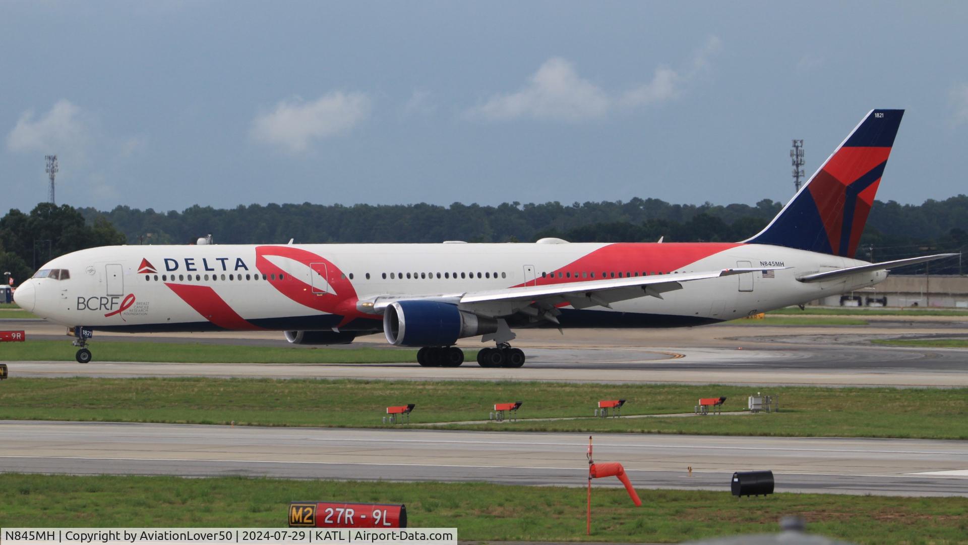 N845MH, 2002 Boeing 767-432/ER C/N 29719, Delta BCRF 764