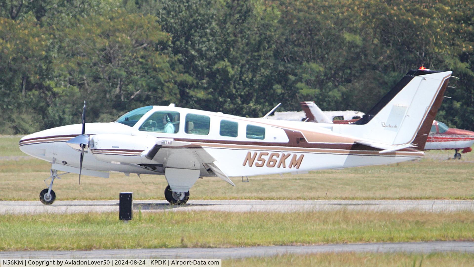 N56KM, 1983 Beech 58 Baron C/N TH-1391, 58 Baron