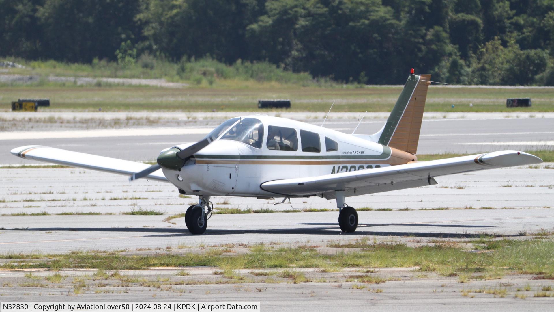 N32830, 1974 Piper PA-28-180 Cherokee C/N 28-7505097, PA-28-180