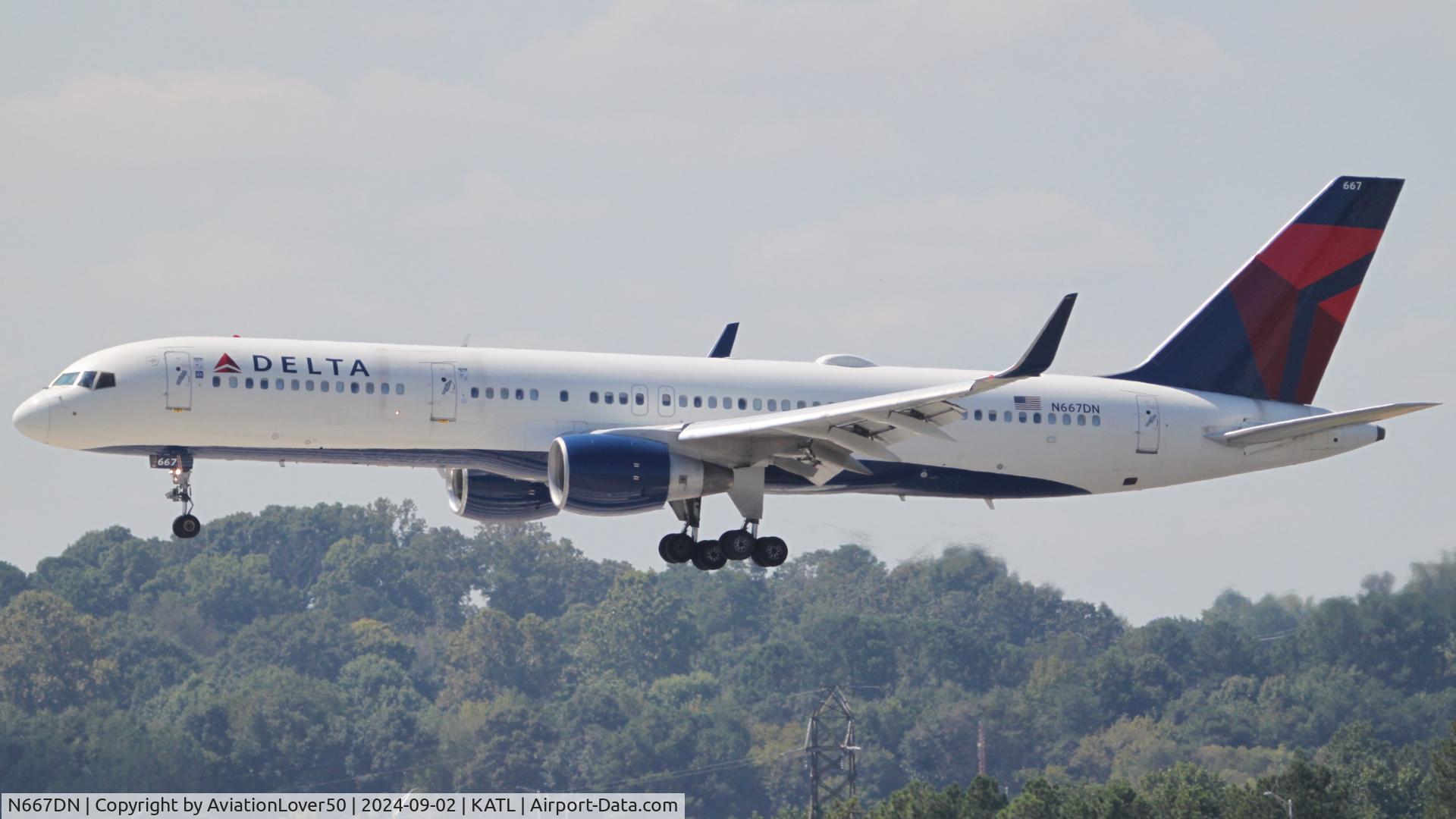 N667DN, 1991 Boeing 757-232 C/N 25035, Delta 752