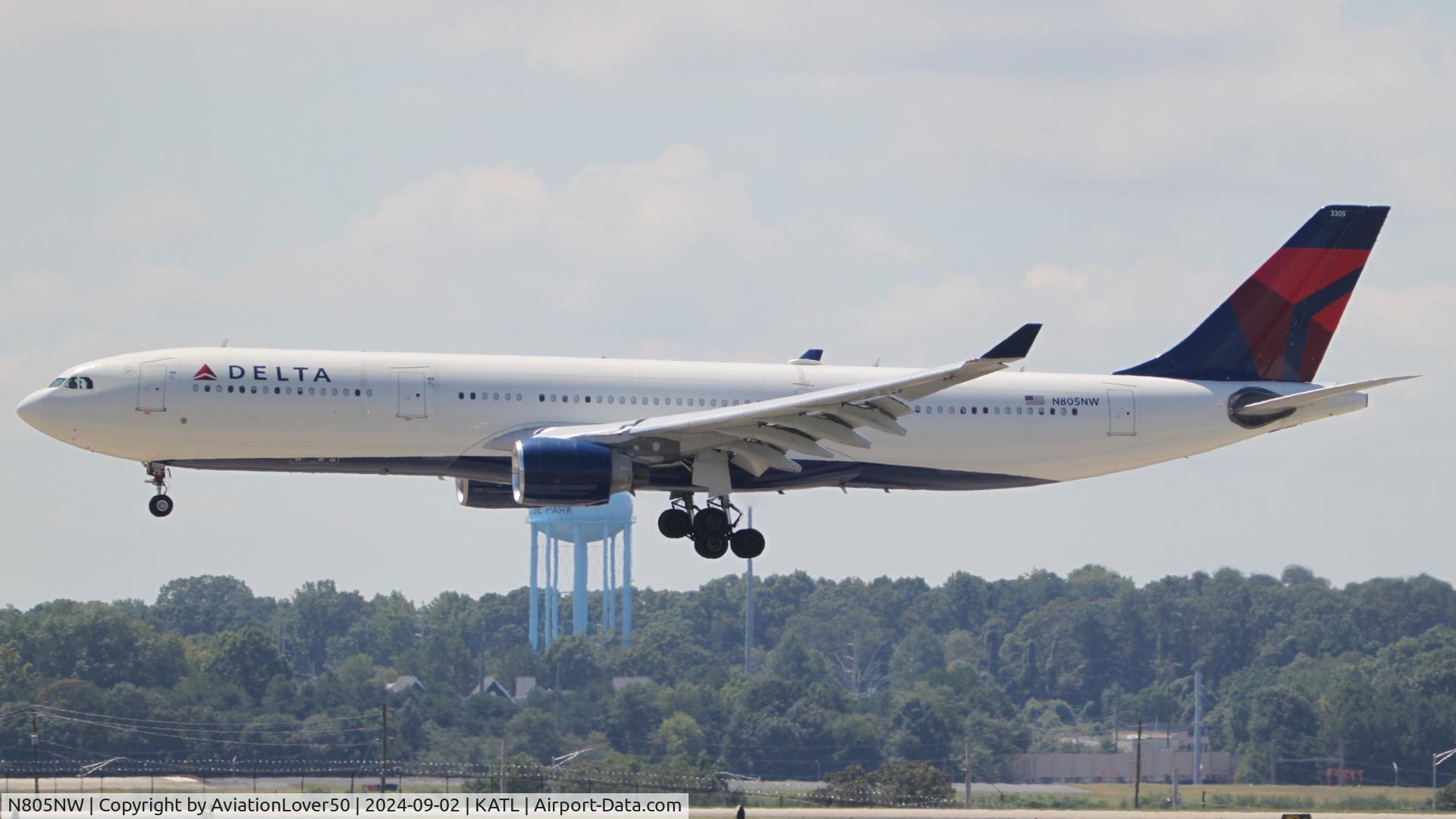 N805NW, 2003 Airbus A330-323 C/N 0552, Delta A333