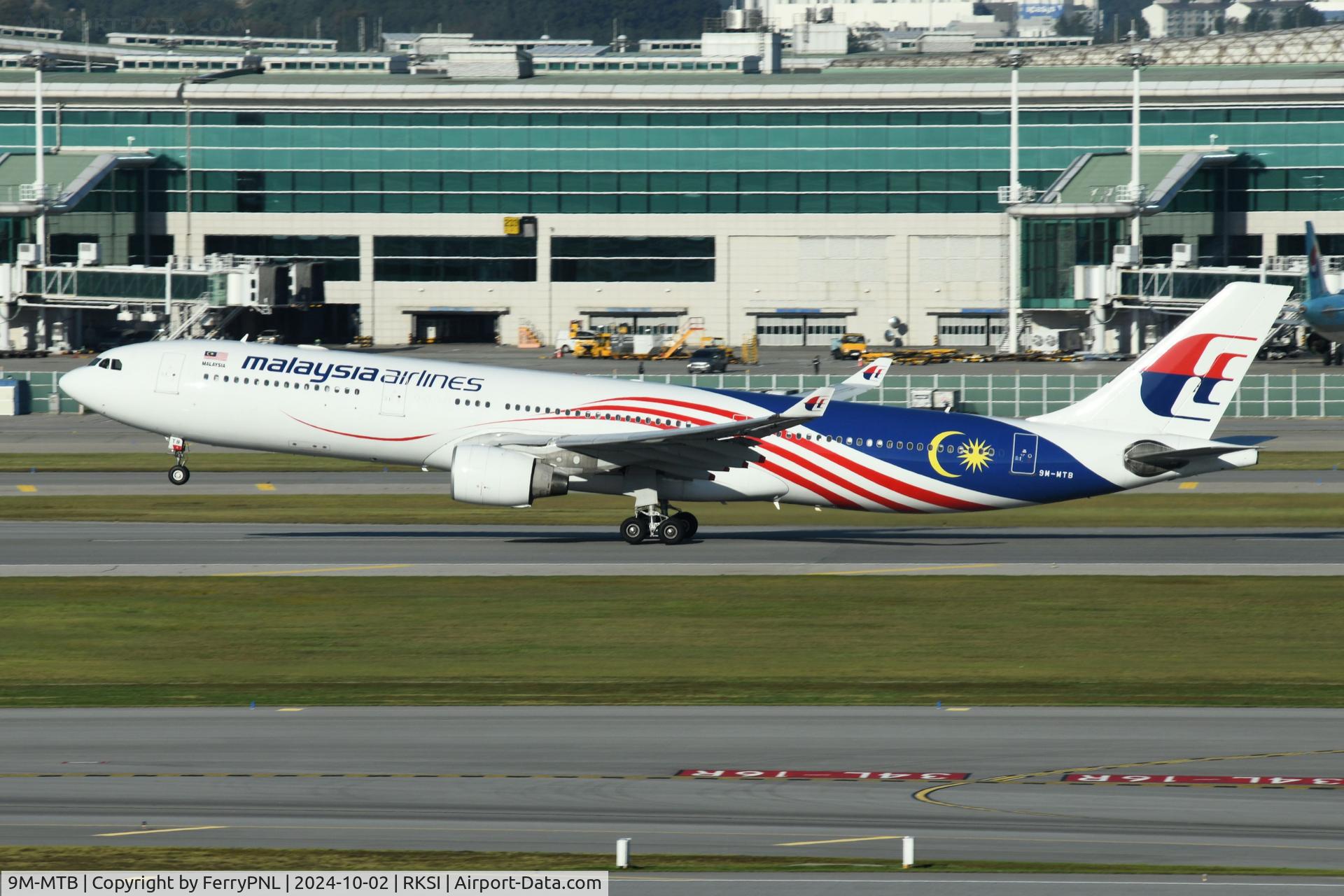 9M-MTB, 2006 Airbus A330-323X C/N 1219, Malaysia Airlines A333 taking-off