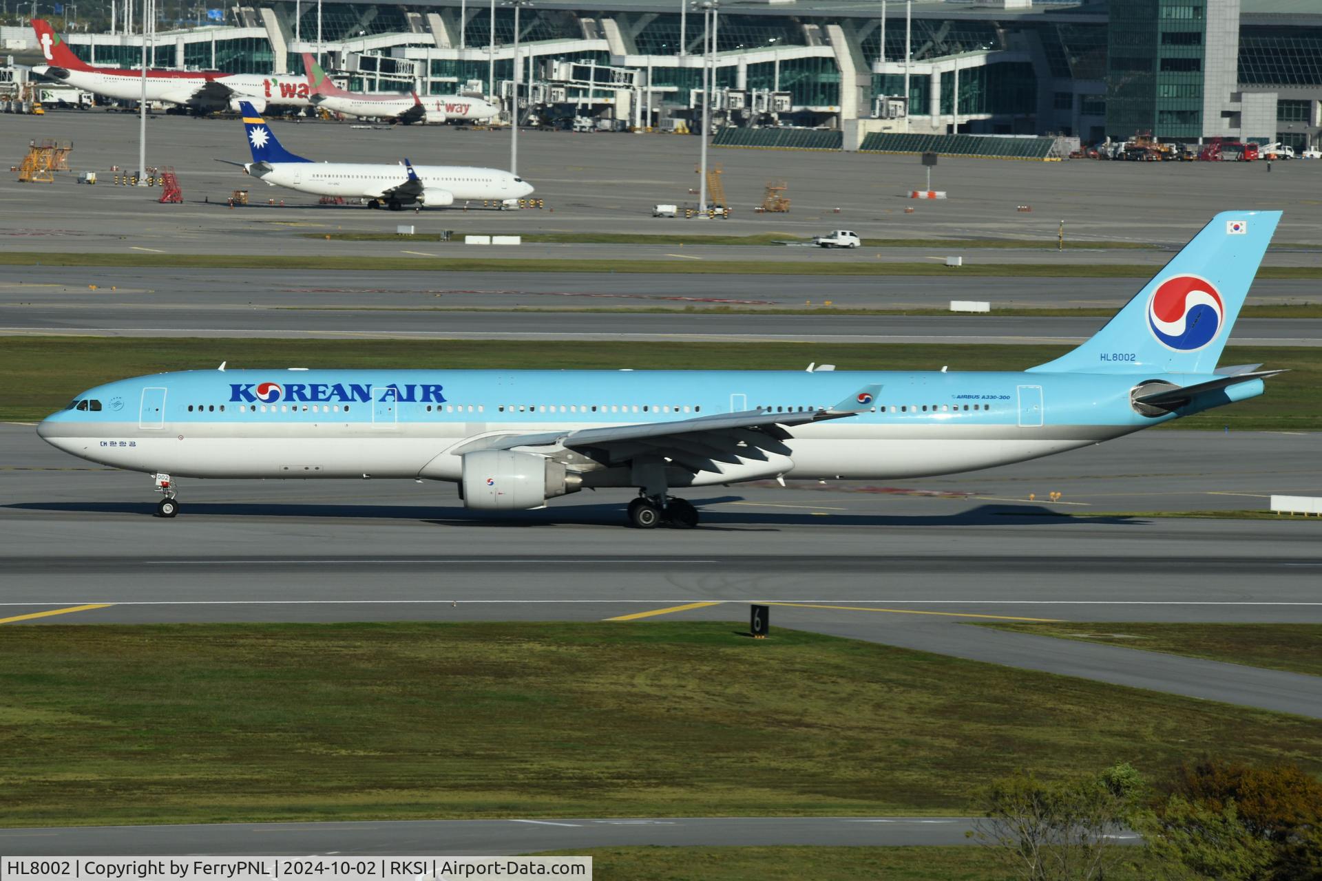 HL8002, 2014 Airbus A330-323 C/N 1576, Korean A333 arriving
