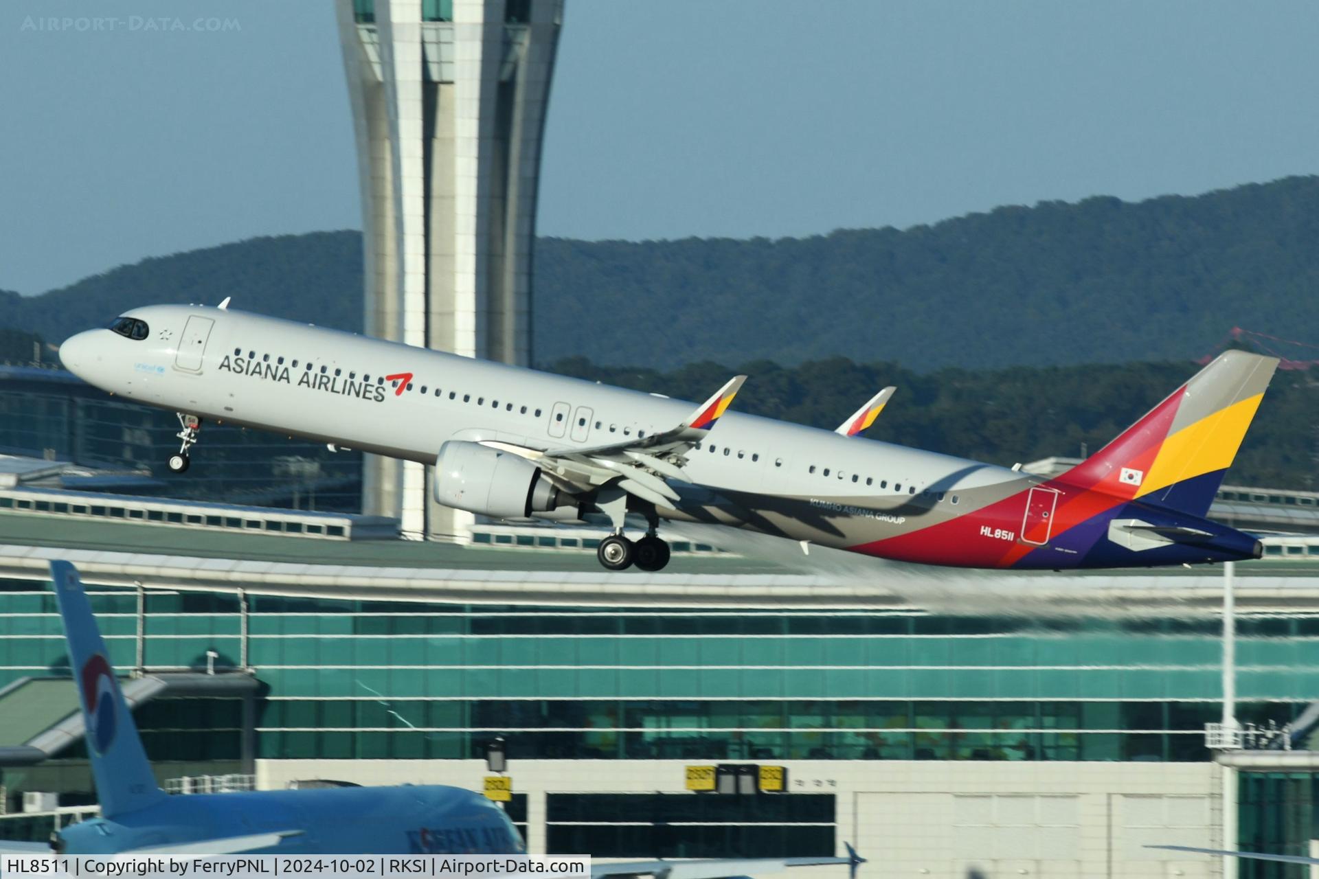 HL8511, 2023 Airbus A321-251NX C/N 11208, Asiana A321Neo taking-off