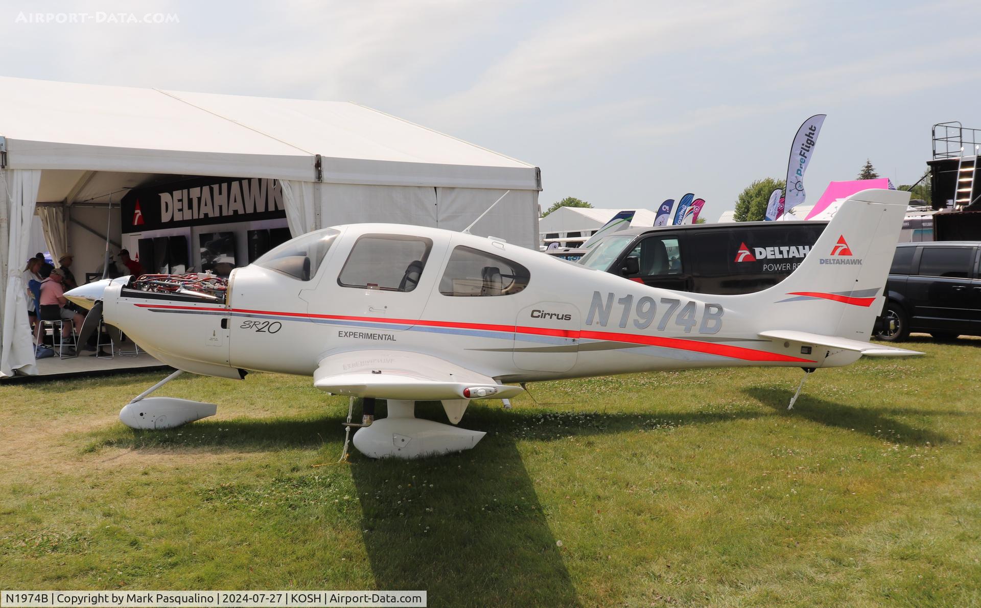 N1974B, 2002 Cirrus SR20 C/N 1233, Cirrus SR20