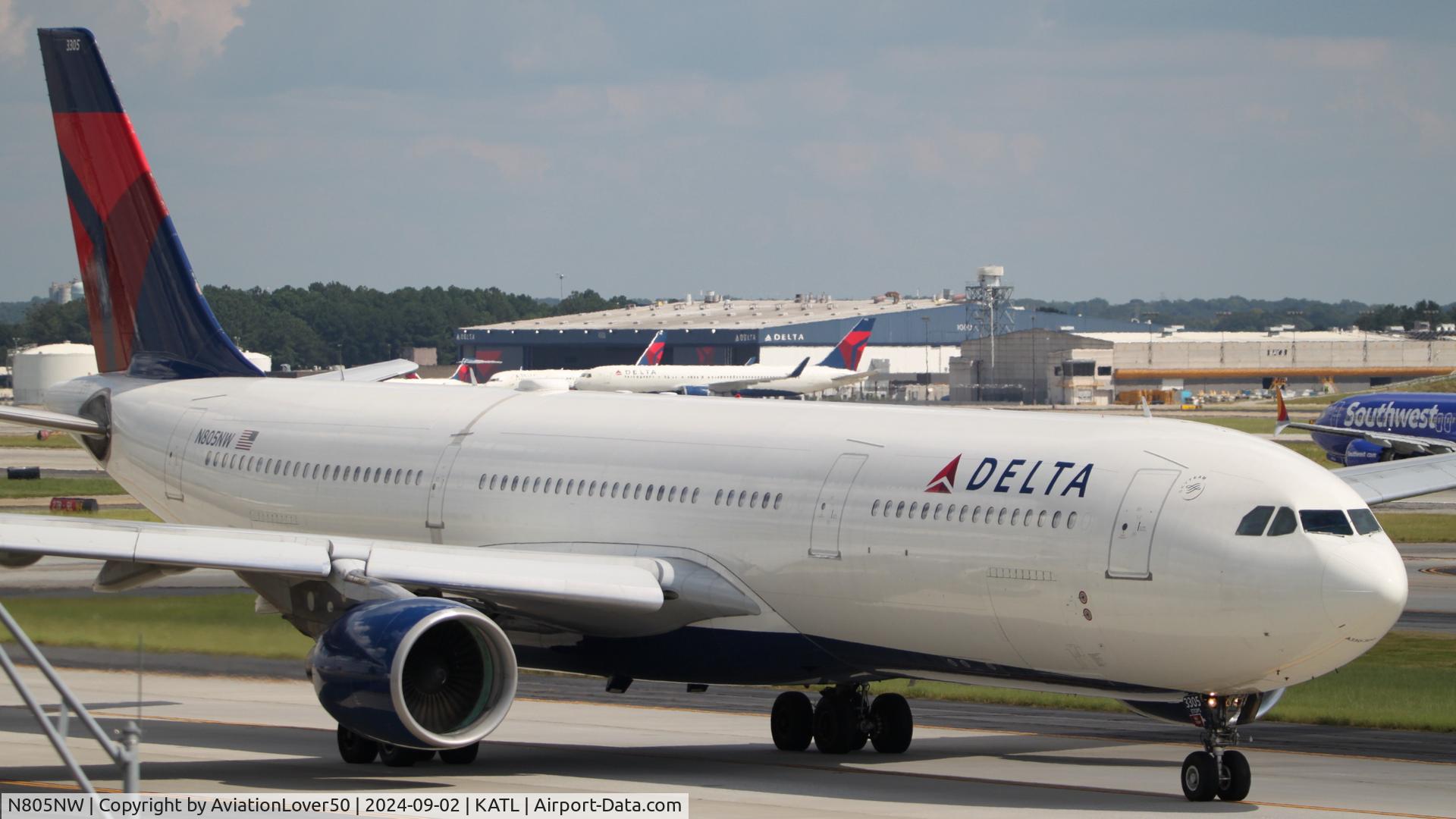 N805NW, 2003 Airbus A330-323 C/N 0552, Delta A333