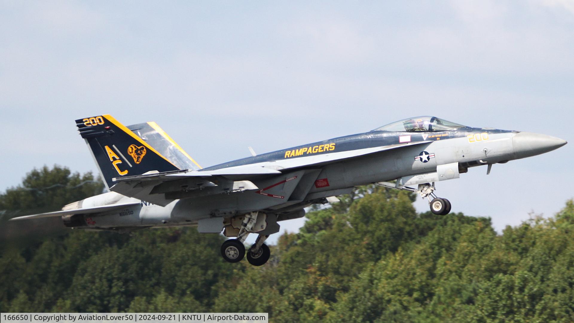 166650, Boeing F/A-18E Super Hornet C/N E113, F/A-18E