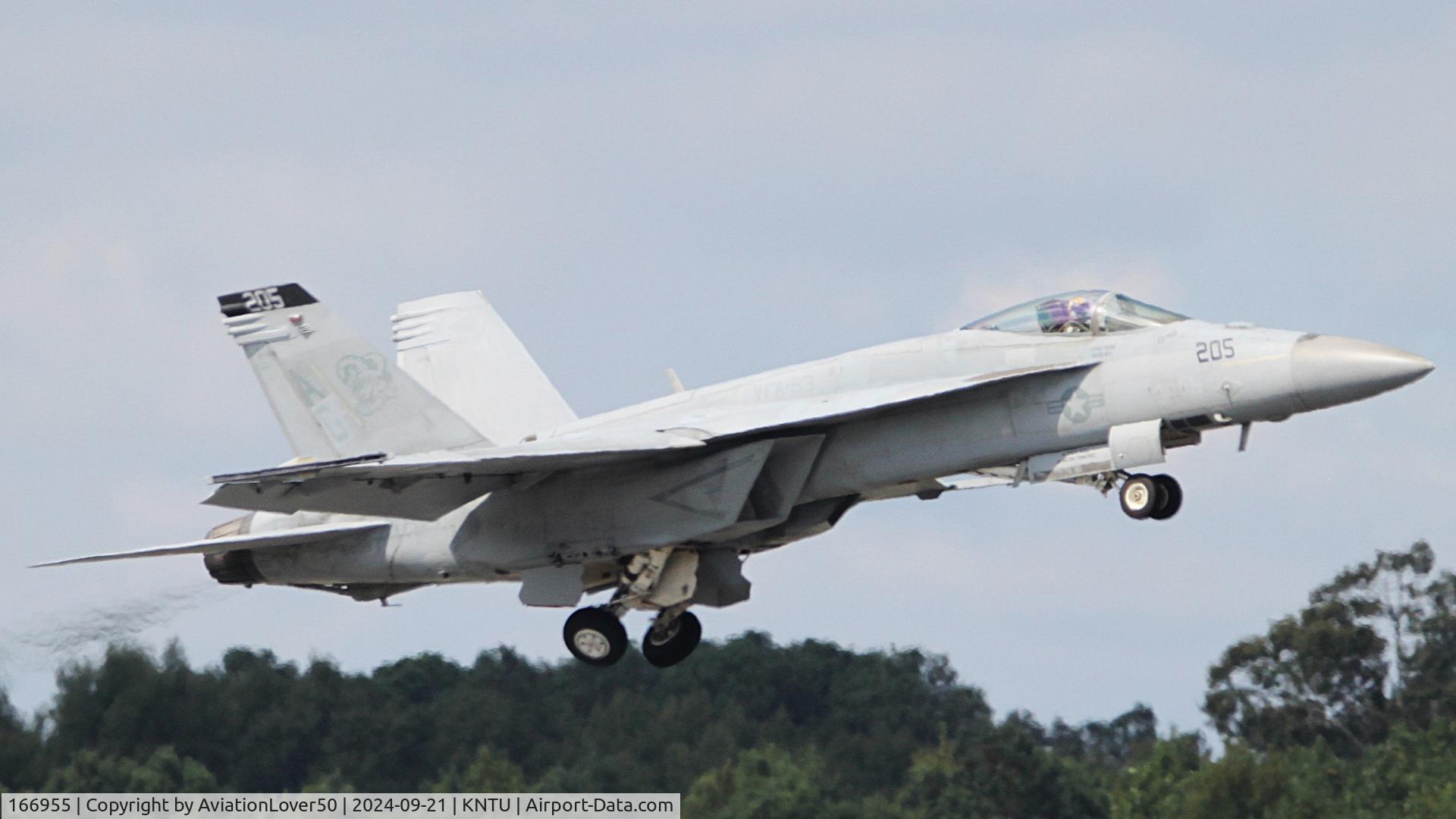 166955, Boeing F/A-18E Super Hornet C/N E197, F/A-18E