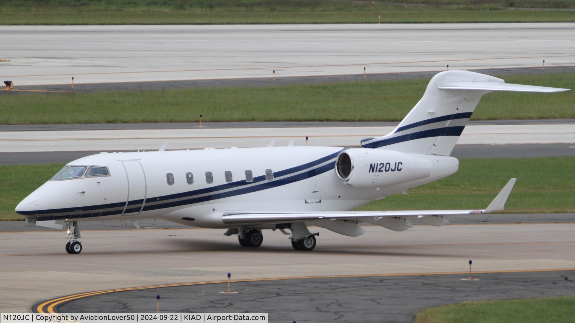 N120JC, 2005 Bombardier BD-100-1A10 C/N 20069, Challenger 300