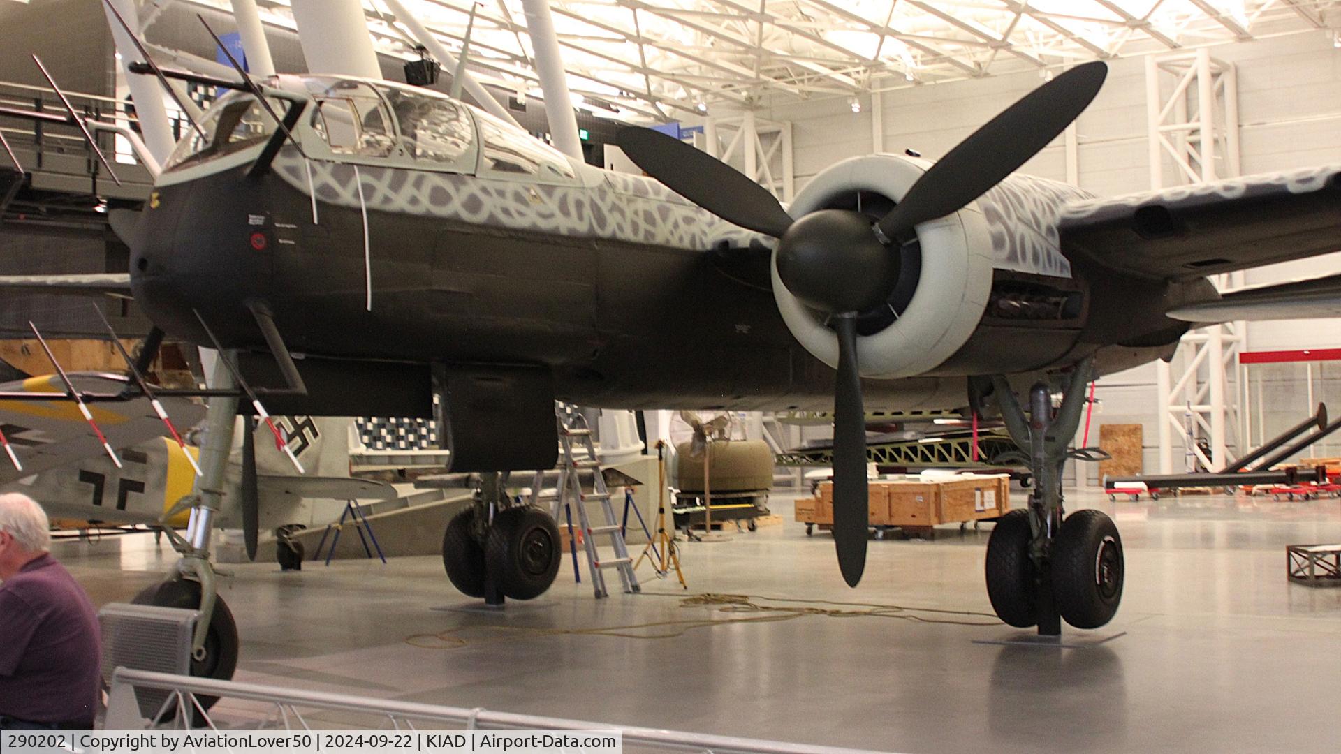 290202, Heinkel He-219A-2 Uhu C/N 290202, He 219A-2