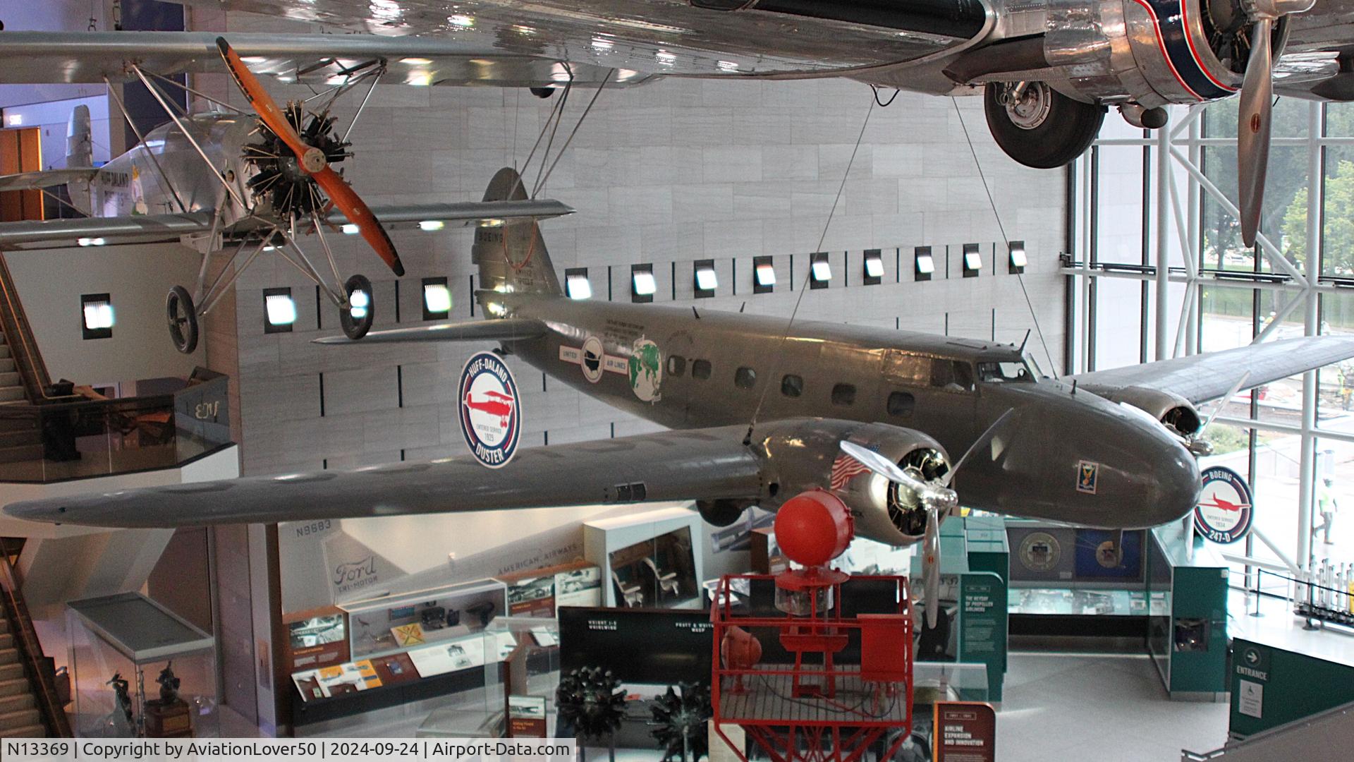 N13369, 1934 Boeing 247D C/N 1953, United 247D