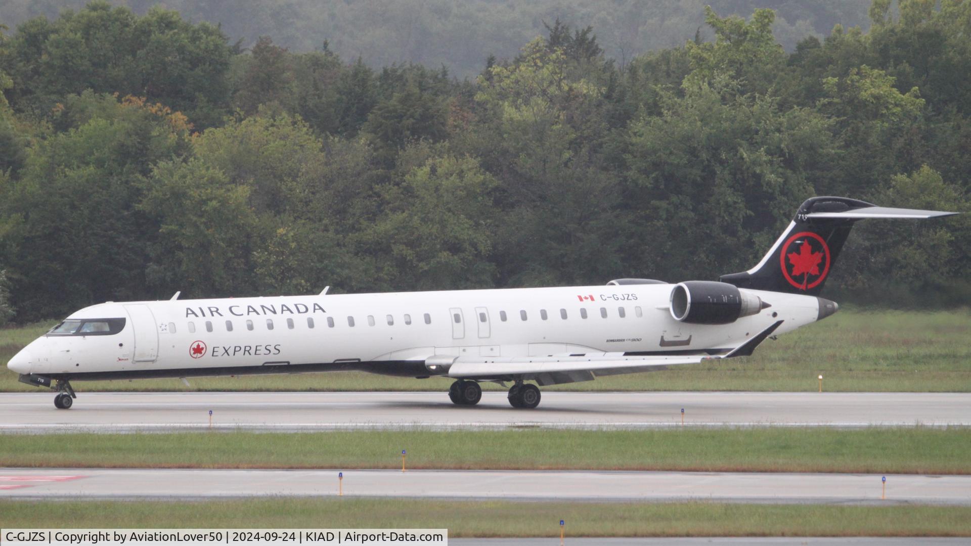 C-GJZS, 2016 Bombardier CRJ-900 C/N 15422, Air Canada Express CRJ9