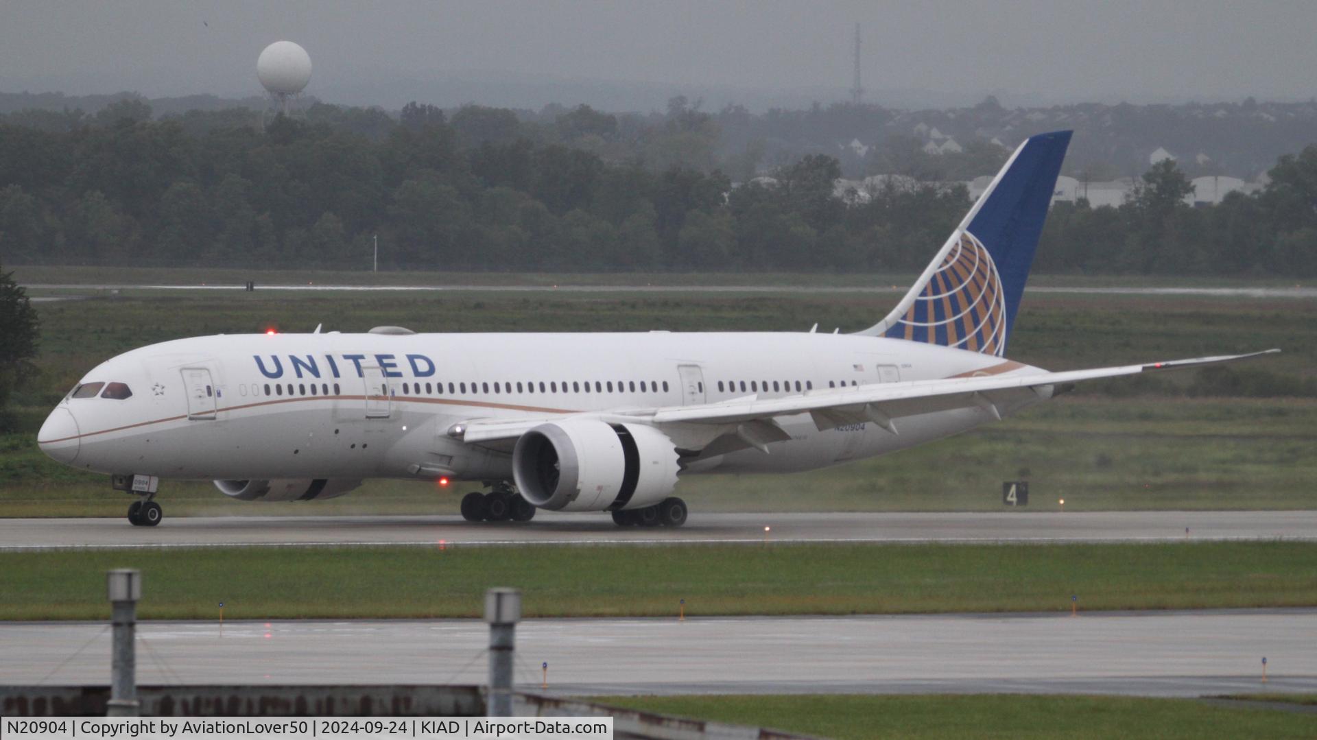 N20904, 2012 Boeing 787-8 Dreamliner C/N 34824, United 788