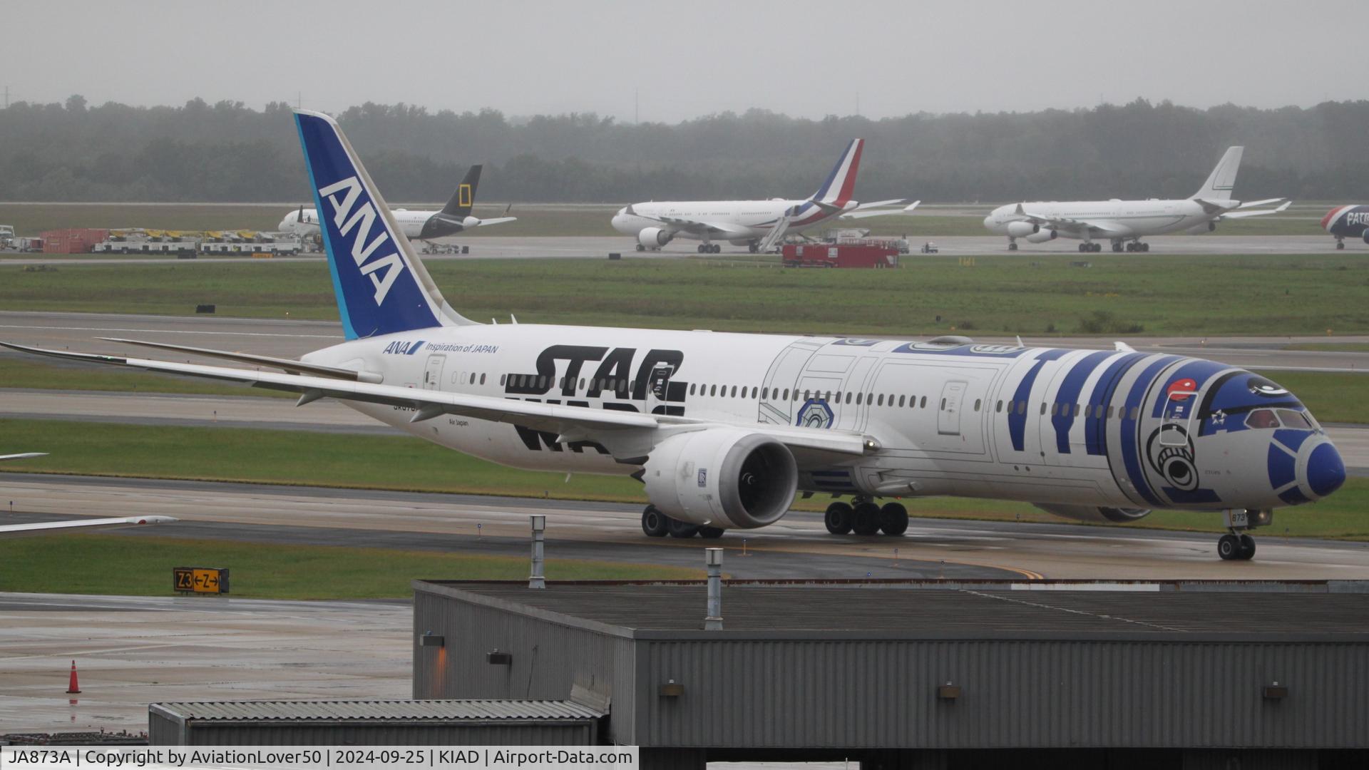 JA873A, 2015 Boeing 787-9 Dreamliner C/N 34530, ANA R2-D2 789