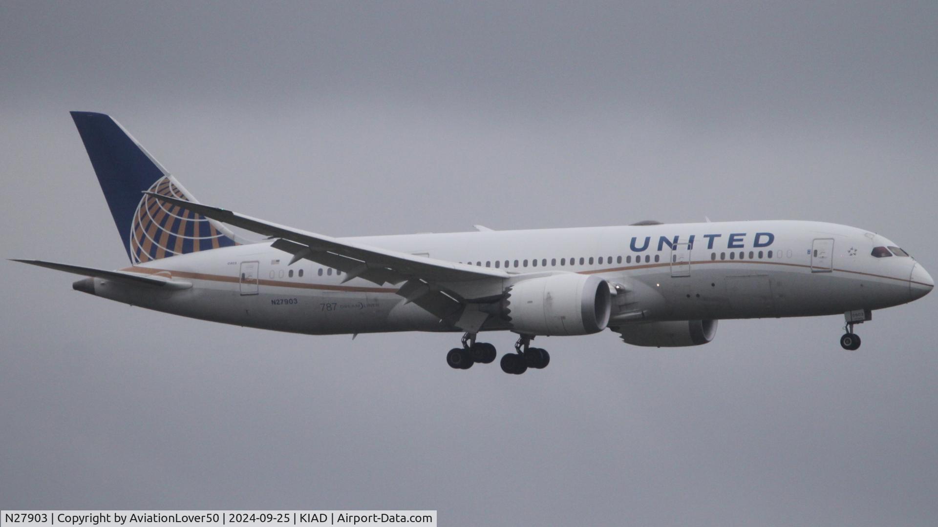 N27903, 2012 Boeing 787-8 Dreamliner C/N 34823, United 788