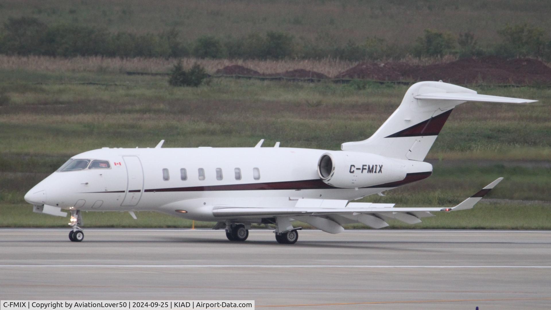 C-FMIX, 2018 Bombardier Challenger 300 (BD-100-1A10) C/N 20738, Chartright Challenger 300